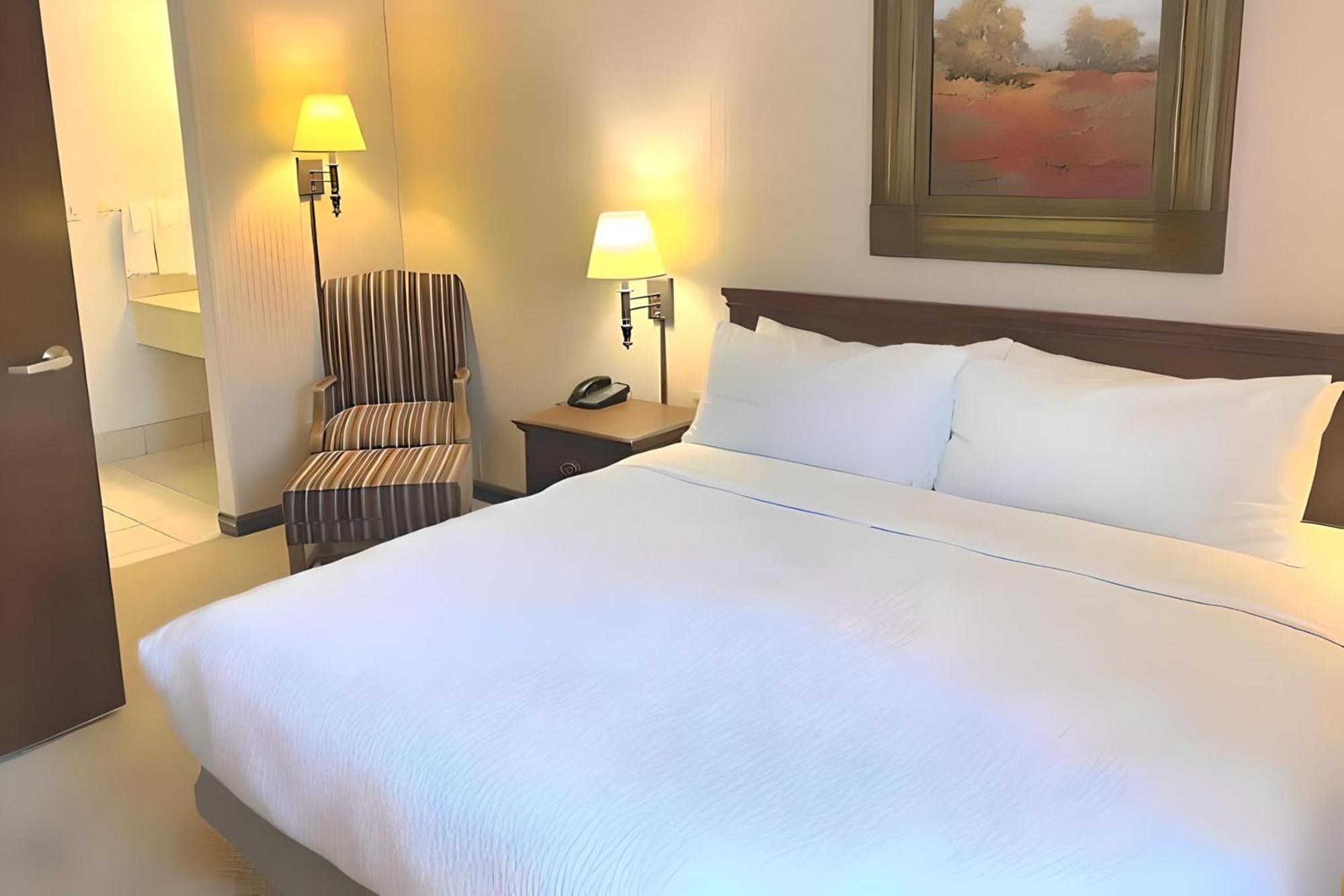 Quality Inn West Lafayette - University Area Exteriör bild