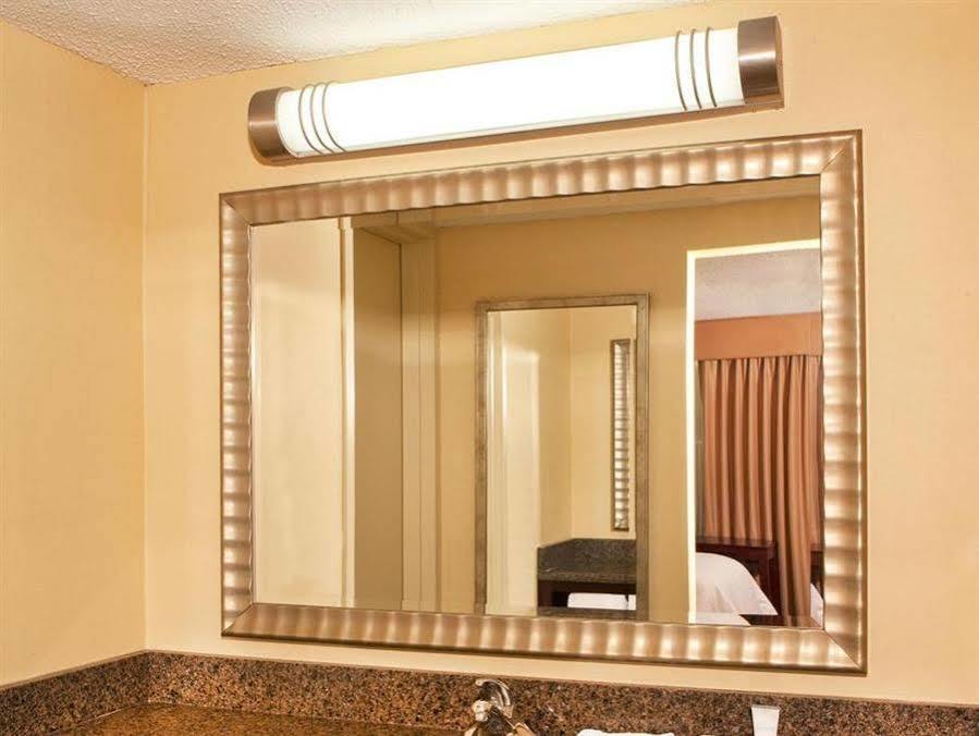 Quality Inn West Lafayette - University Area Exteriör bild